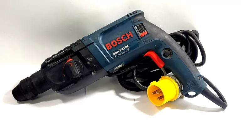 MŁOTOWIERTARKA BOSCH GBH 2-23 RE 650W