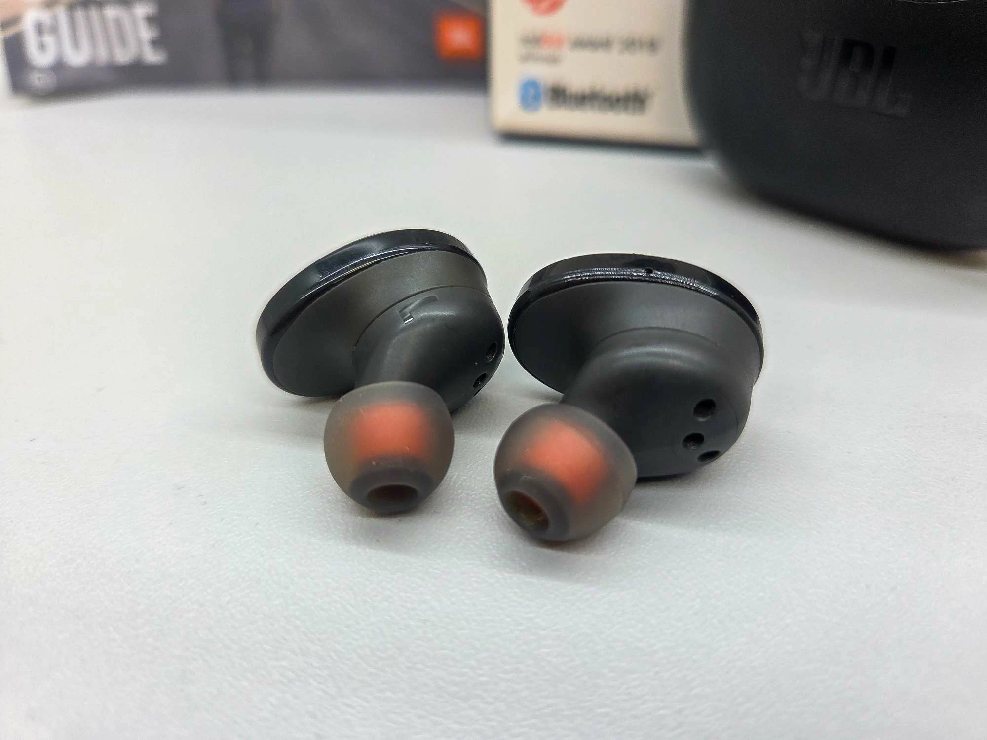 sluchawki-bezprzewodowe-dokanalowe-jbl-tune-120-tws-rodzaj-sluchawek-203681-217749