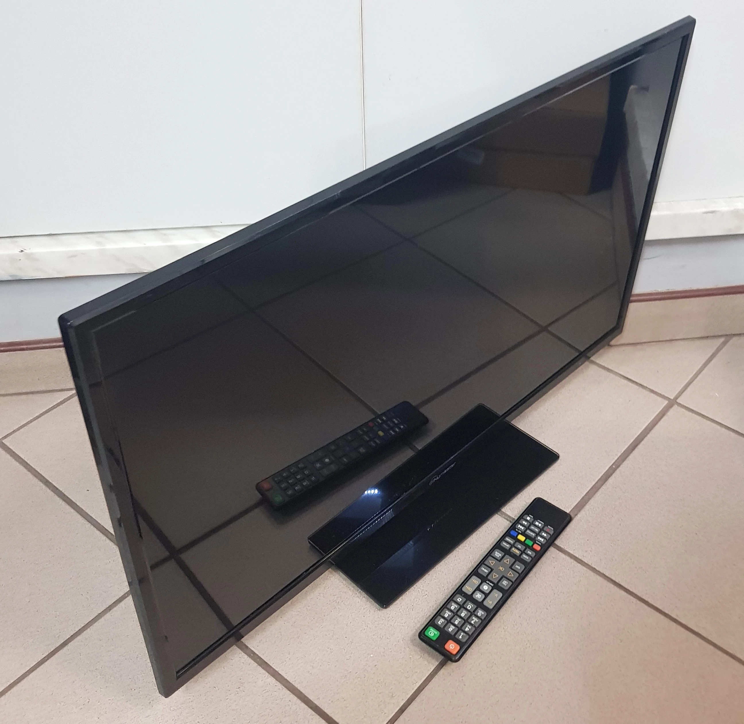 tv-skymaster-32sh1000-tnt-n26-uszkodzony-stan-11323-238062