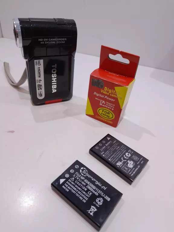 KAMERA TOSHIBA CAMILEO P10 KOMPLET