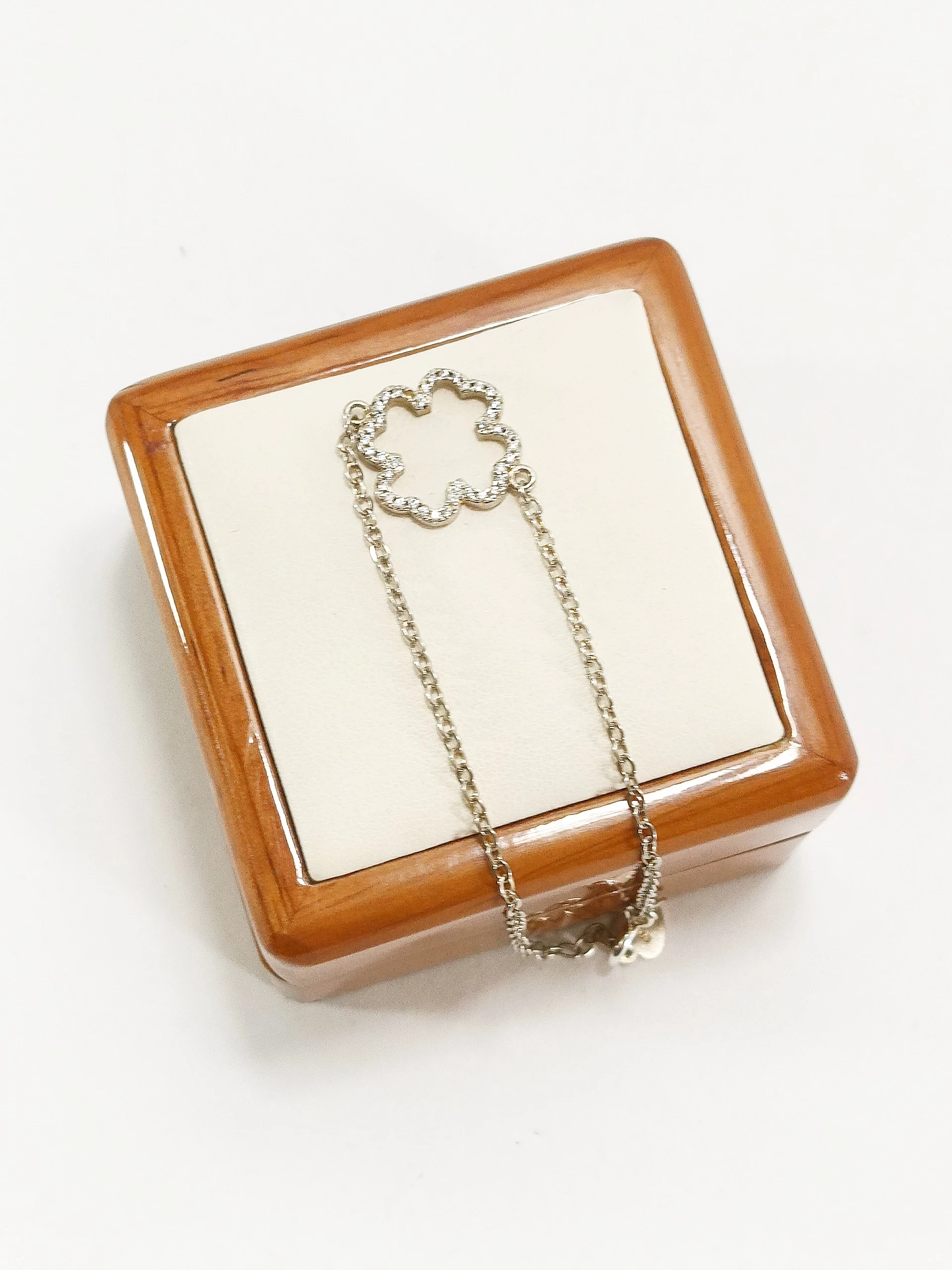 delikatna-srebrna-bransoletka-22g-dl19-rodzaj-2205-2