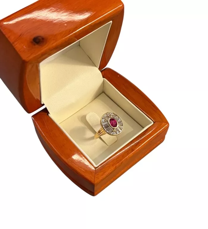 piekny-zloty-pierscionek-marka-226434-315782