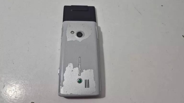 TELEFON SONY ERICSSON J20I