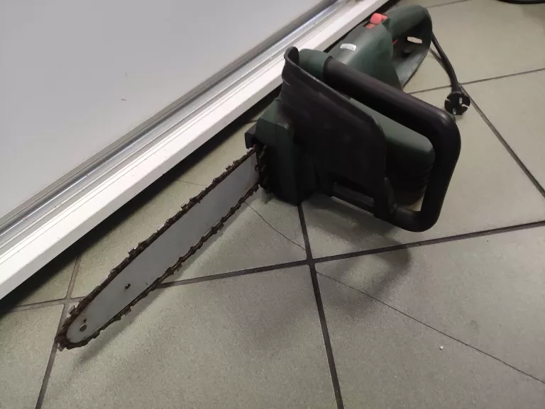 pila-elektryczna-black-decker-gk1630-marka-129307-8