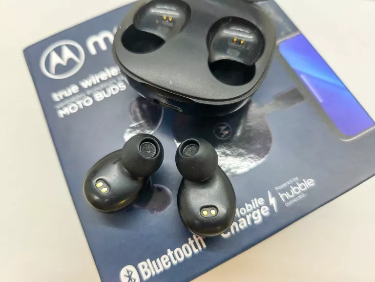 SŁUCHAWKI MOTOROLA MOTO BUDS CHARGE