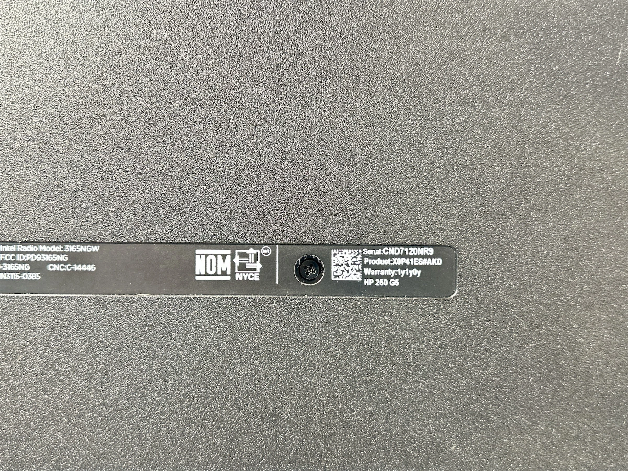 laptop-hp-3165ngw-4512gb-ean-gtin-190780129319