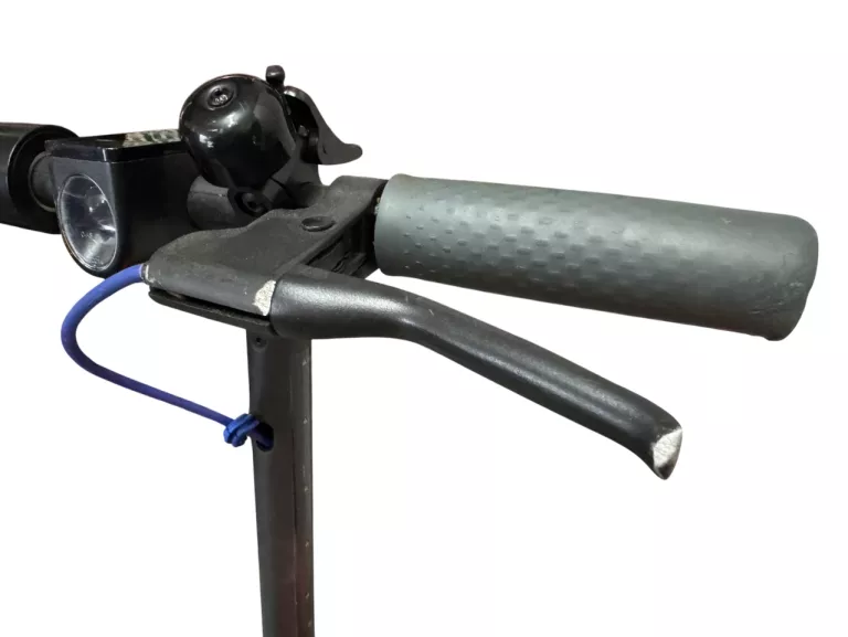 hulajnoga-elektryczna-xiaomi-mi-electric-scooter-3-stan-11323-2