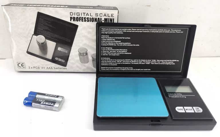 ELEKTRONICZNA WAGA JUBILERSKA W-004 0,01G/200G