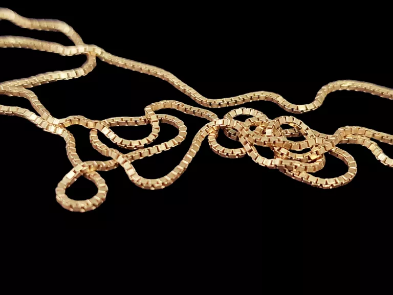 ZŁOTY ŁAŃCUSZEK P.750 DŁ.49,5 CM 230904001