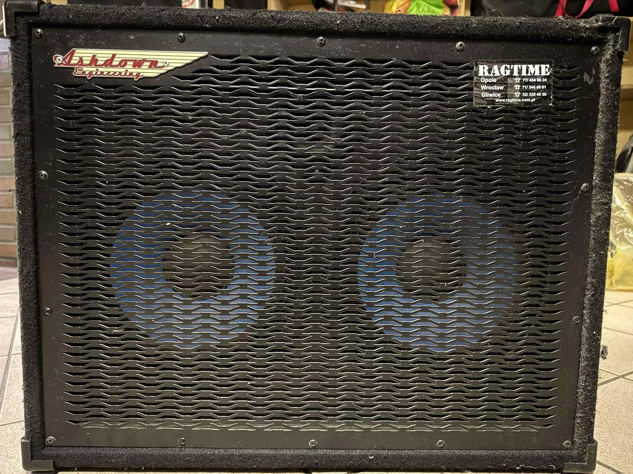 kolumna-ashdown-mag-210t-deep-basowa-sredzka-28-wroclaw