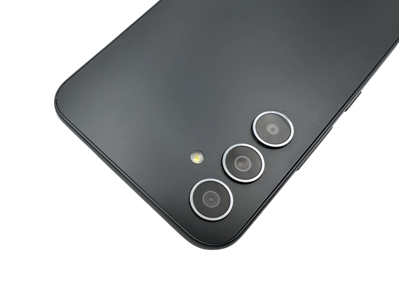 telefon-samsung-galaxy-a34-5g-6128gb-66-5000mah-120hz-na-czesci-stan-11323-1223453