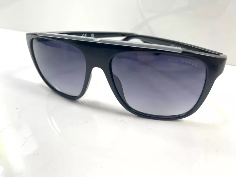 OKULARY PRZECIWSŁONECZNE GUESS GU00123 01B MĘSKIE