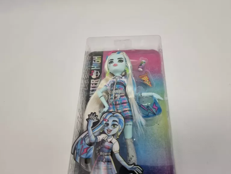 LALKA MONSTER HIGH FRANKIE STEIN DAY OUT HKY73