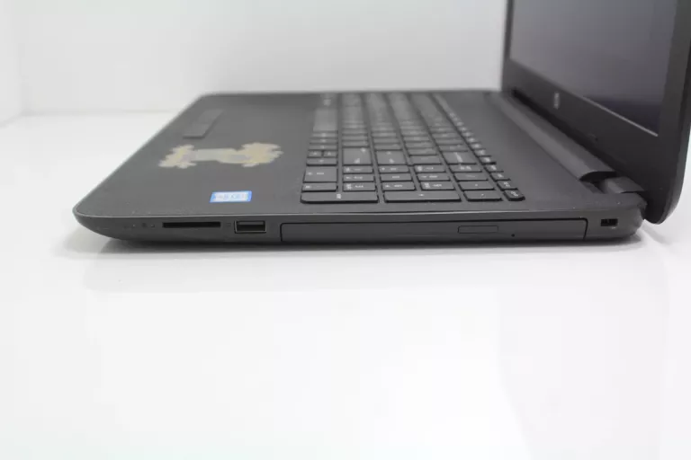 LAPTOP HP 250 G4 I5 8/256GB