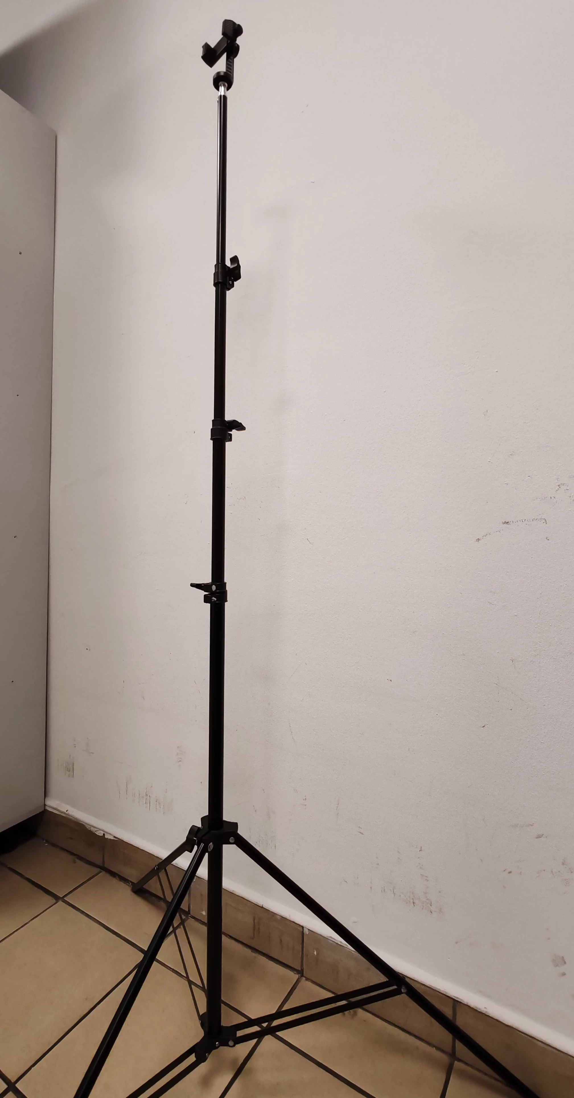 skladany-statyw-do-telefonu-ulanzi-100-280cm-marka-248135-1728479