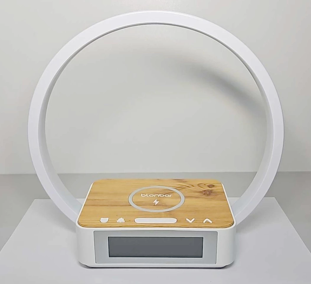 lampka-dotykowa-z-ladowarka-indukcyjnapudelko-kolor-11484-2