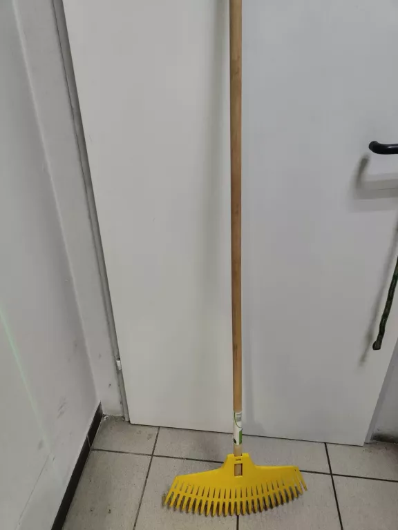 GRABIE DO LIŚCI SZER.45 CM GEOLIA
