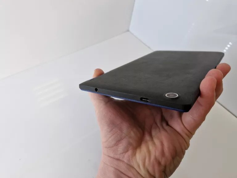 TABLET LENOVO TAB 3 8 TB3-850M OPIS
