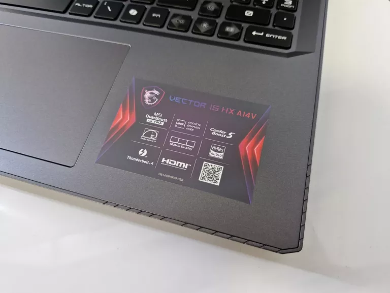 MSI VECTOR 16 HX A14V I9-14900HX RTX4080 32GB 1TB SSD GWAR 240HZ IPS W11