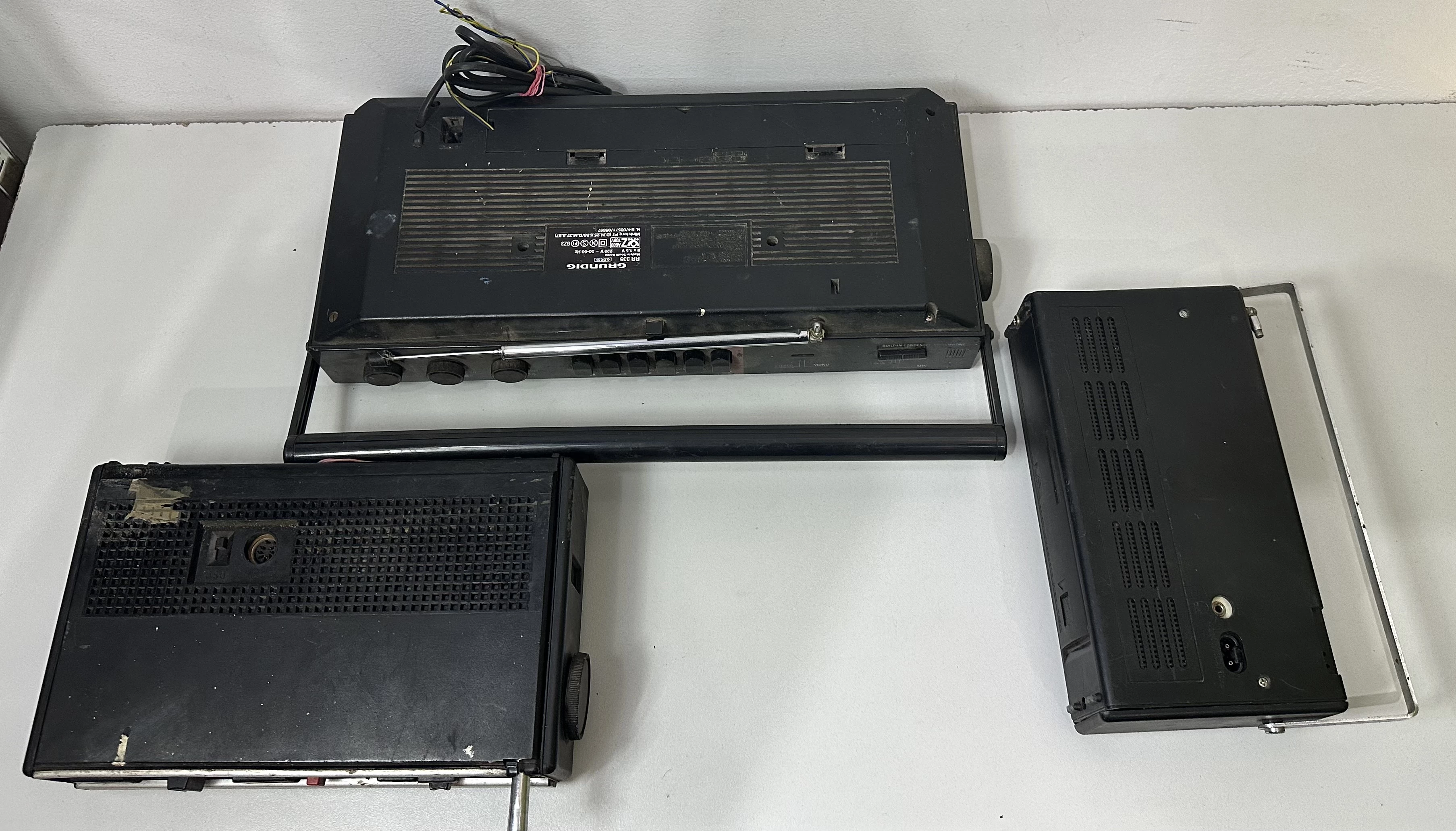 radiomagnetofon-zestaw-prl-na-czesci-marka-wytwornia-grundig