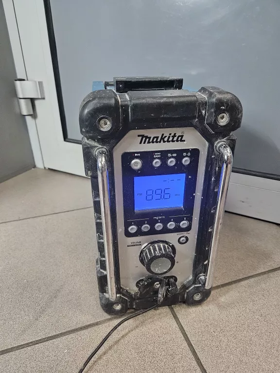 RADIO BUDOWLANE MAKITA DMR102 + ZASILACZ