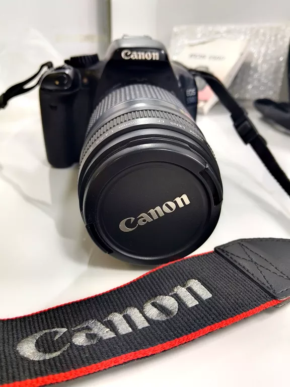 APARAT CANON EOS 550D