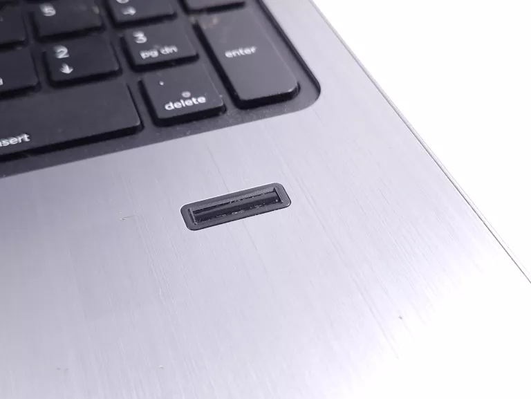 LAPTOP HP 255 G3 I7-4510U/8GB RAM/RADEON R5 M255/250GB SSD