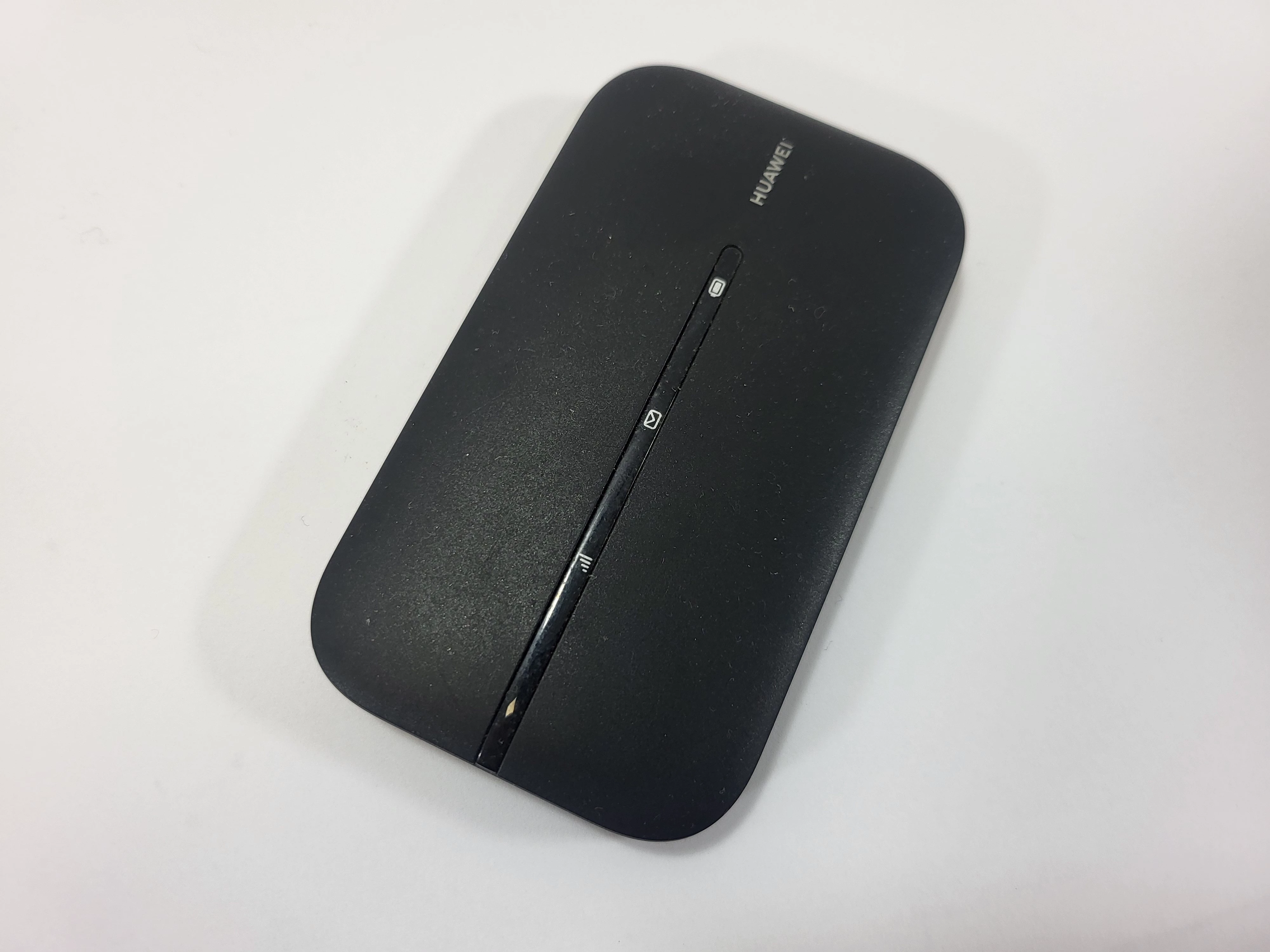 przenosny-modem-router-huawei-wifi-e5783-4g-lte-brak-klapki-stan-11323-2