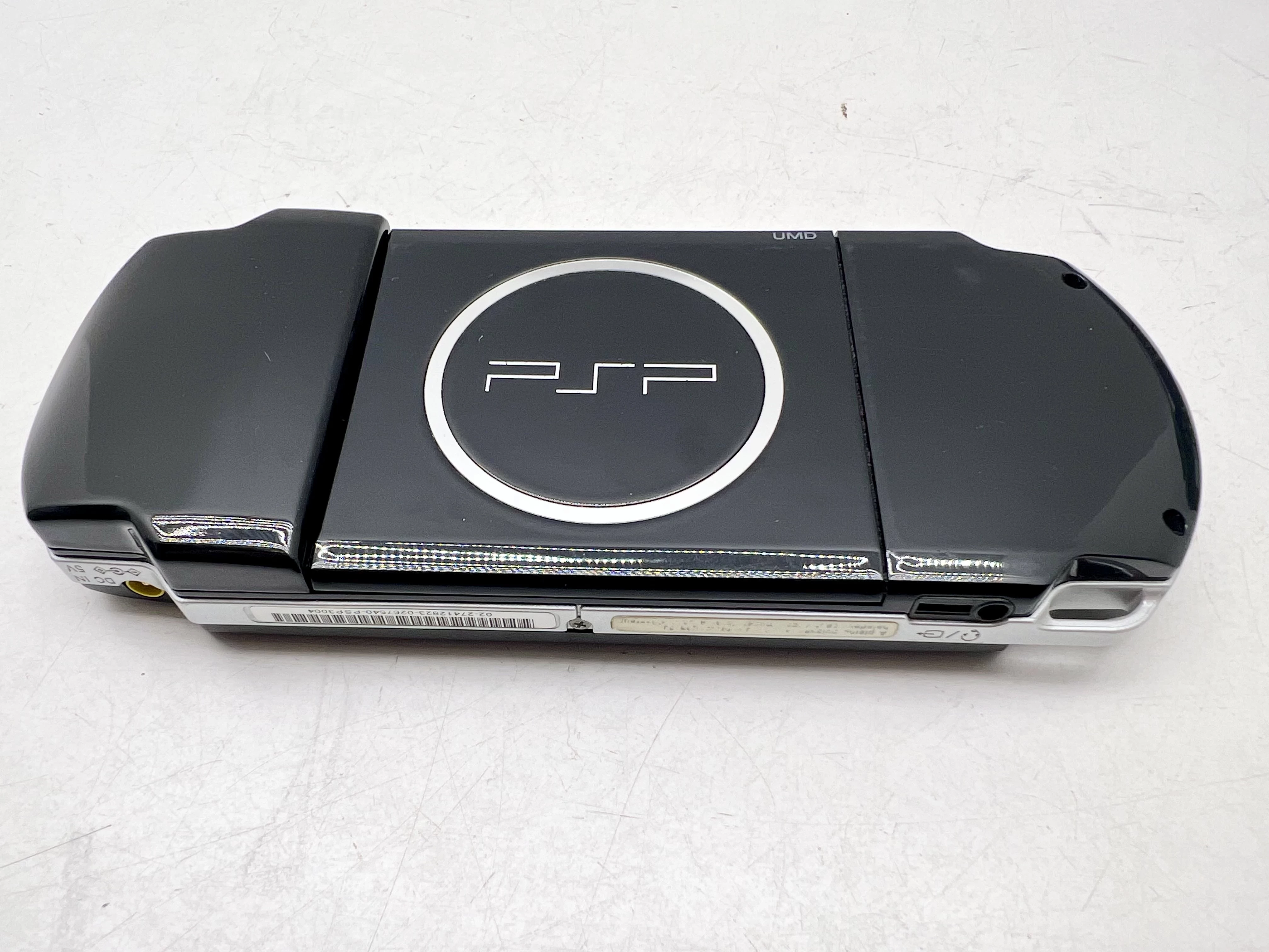 konsola-psp-3004-z-oryginalnym-zasilaczem-oraz-nowa-bateria-stan-11323-2