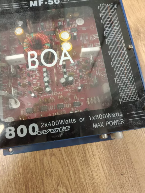 WZMACNIACZ SAMOCHODOWY BOA MF-50 800W