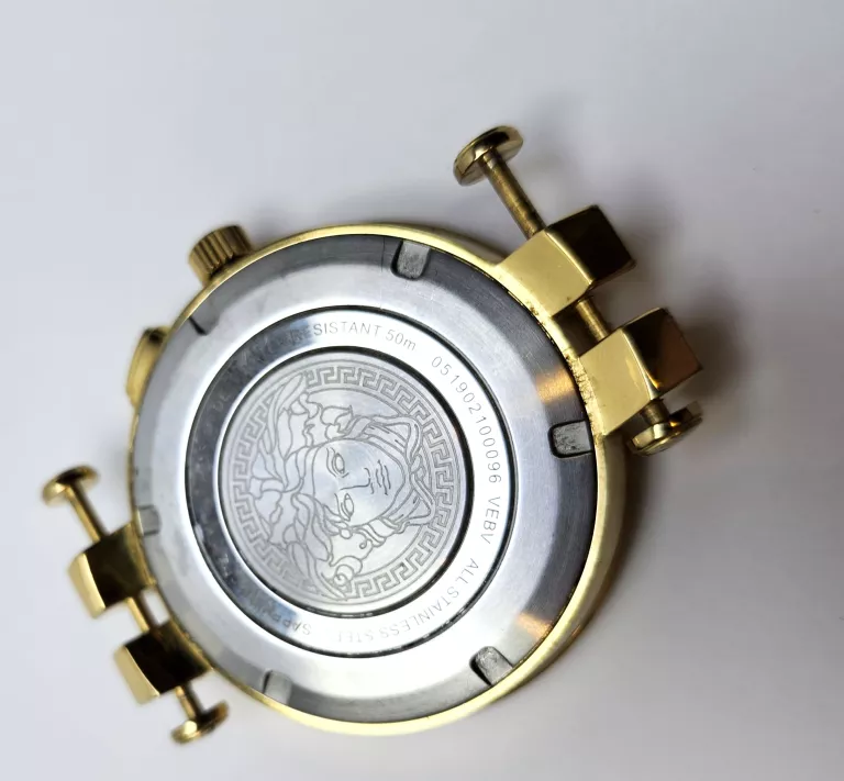 zegarek-versace-v-race-vebv00219-pasek-do-wymiany-ksztalt-koperty-129223-2