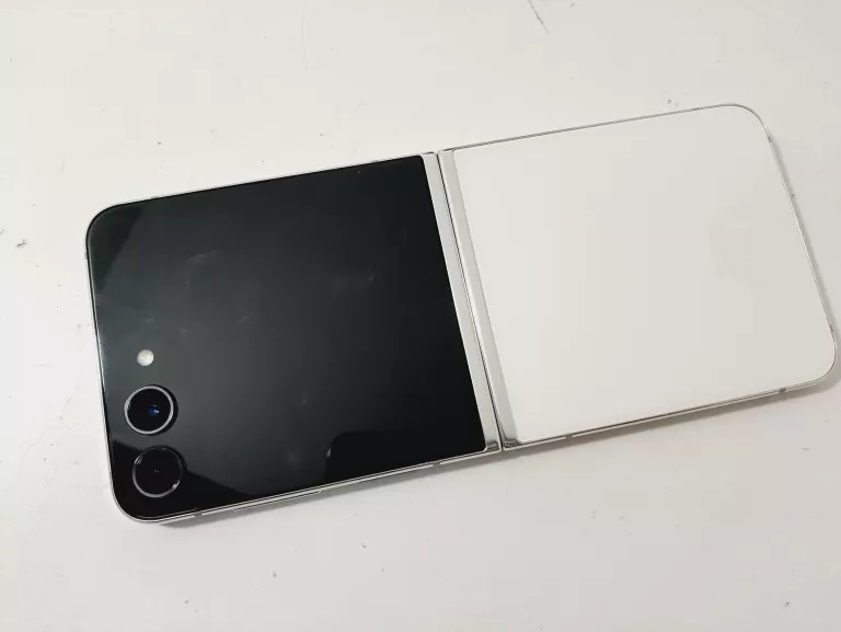 TELEFON SAMSUNG GALAXY Z FLIP 5 FV 22.08.23