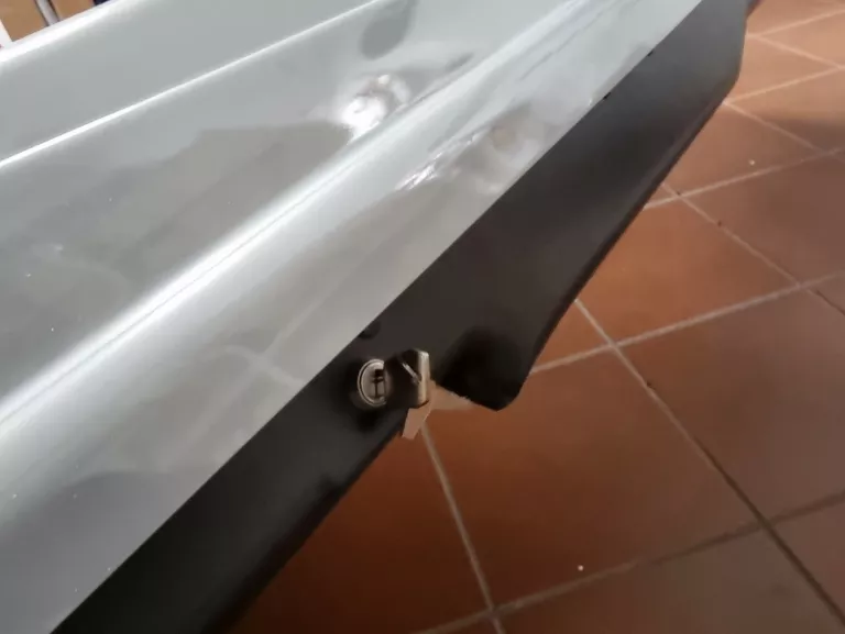 BOX TAURUS XTREME 400 - TYTANOWY Z POŁYSKIEM PLUS RELINGI