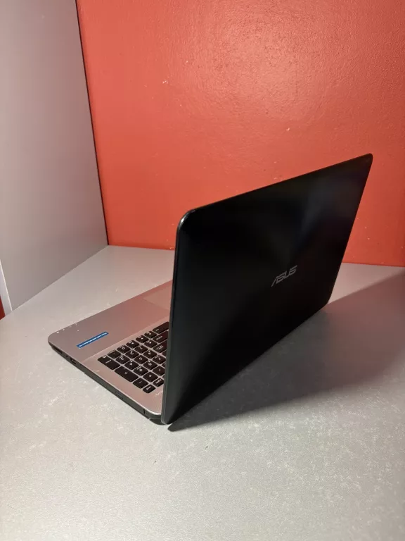 LAPTOP ASUS F555L ZASILACZ