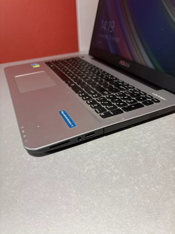 LAPTOP ASUS F555L ZASILACZ
