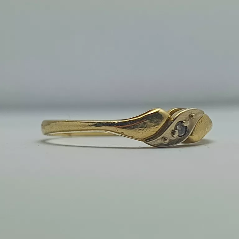 piekny-zloty-pierscionek-585-144g-r13-stagiewna-91-gdansk-harbor