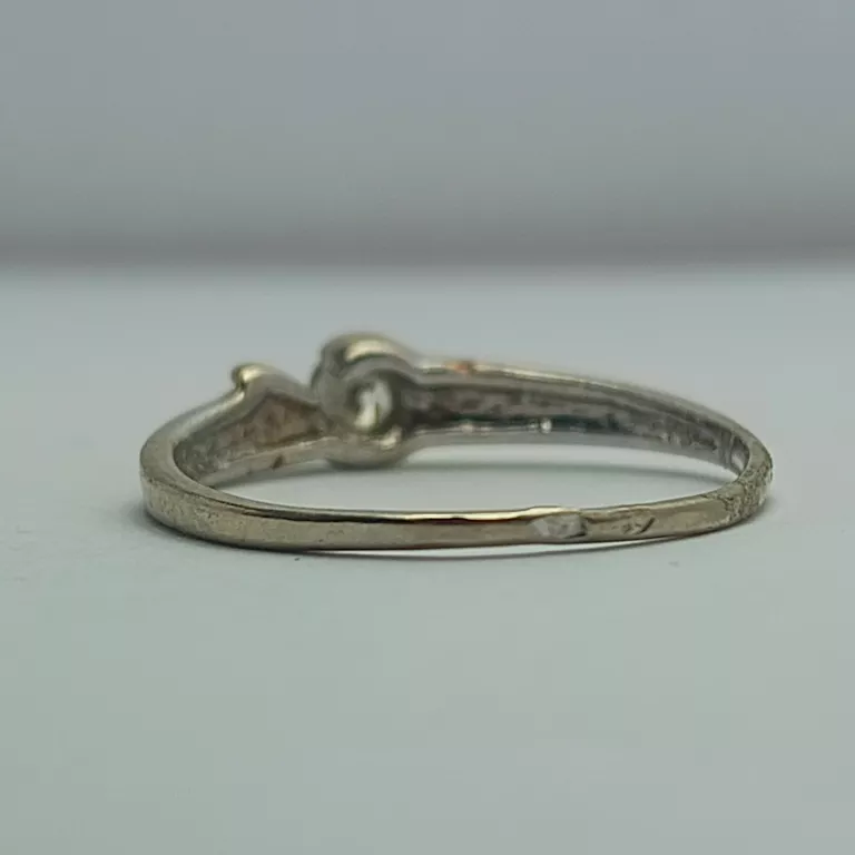 piekny-zloty-pierscionek-585-137g-r14-ean-gtin-5026555400336