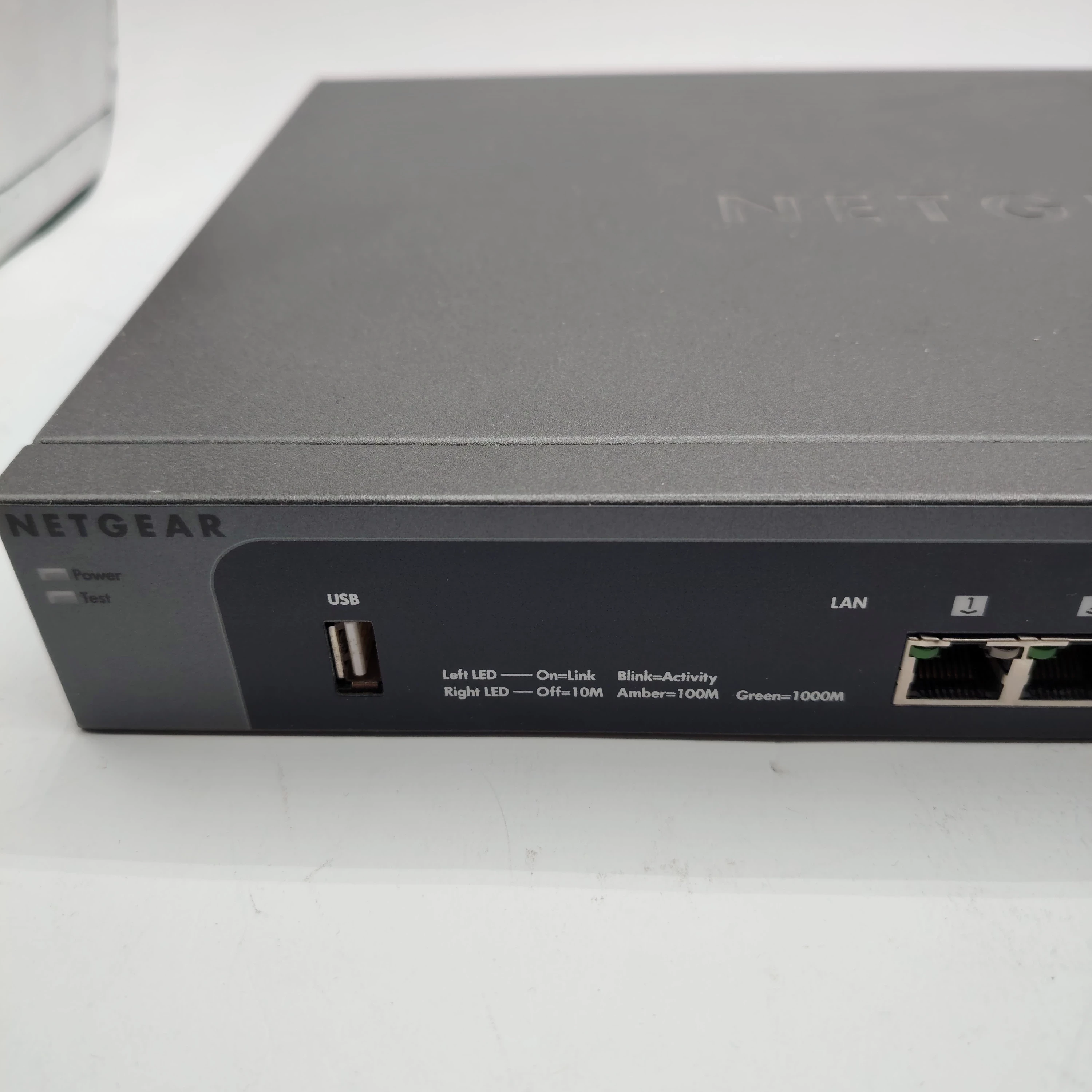 router-netgear-pro-secure-unified-threat-menagment-utm25-stan-11323-2