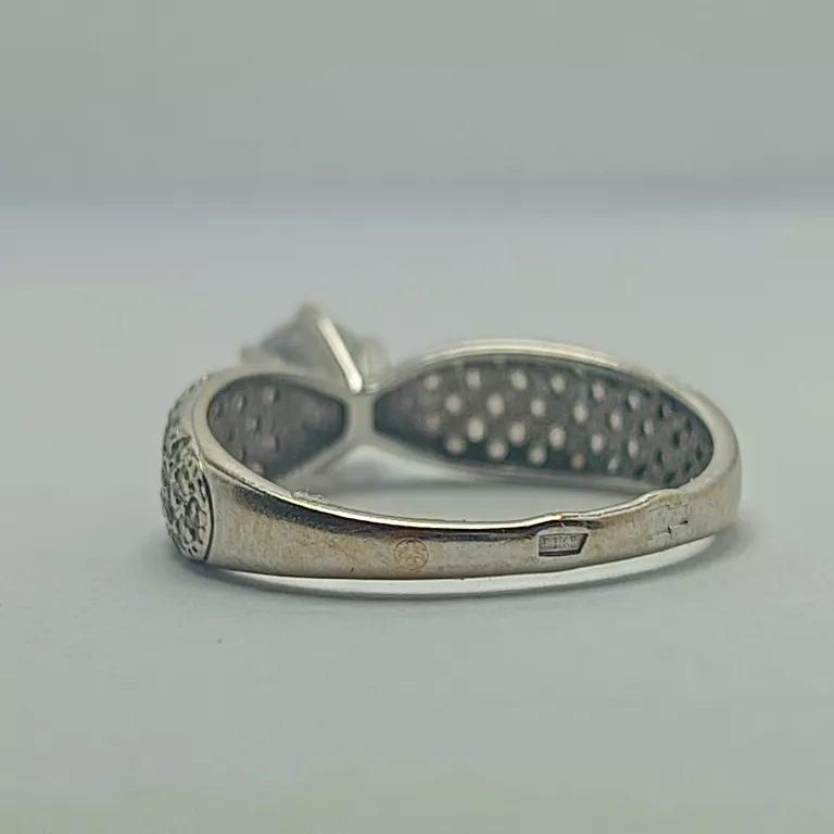 piekny-pierscionek-237g585-rozmiar12-ean-gtin-3307215793121