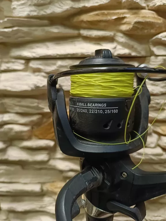 WĘDKA KARPIOWA FL LEGEND CARP 3,60M 3.75LBS + KOŁOWROTEK FL DA-6000