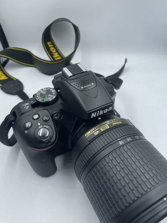 APARAT NIKON D5300 + NIKON 18-140