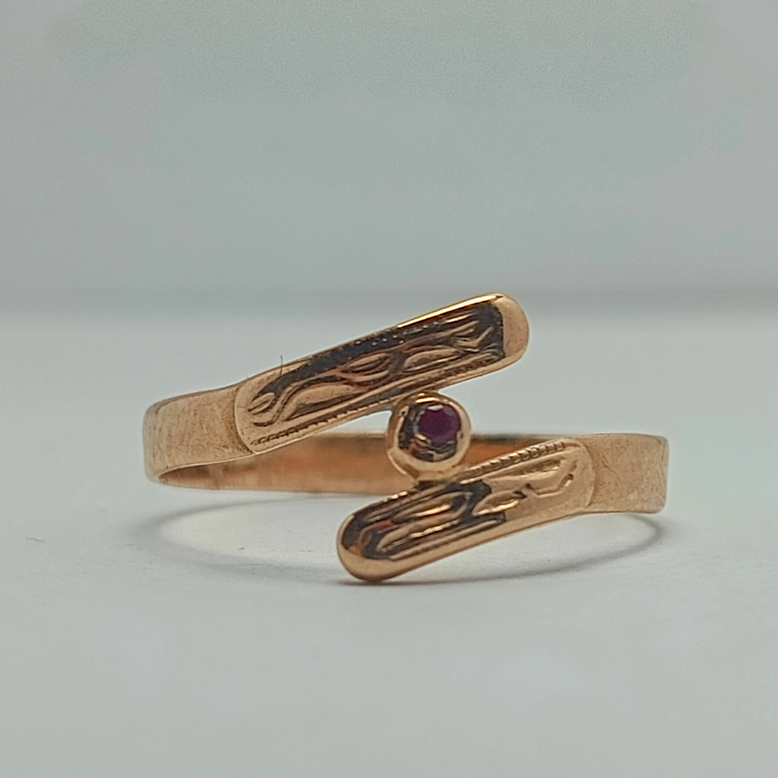 piekny-zloty-piescionek-153g-585-r11-marka-bez-marki