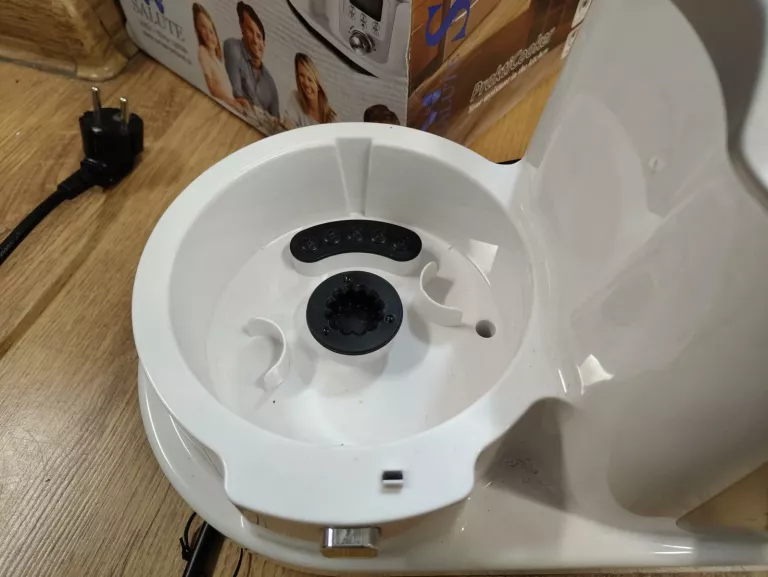 WIELOFUNKCYJNY ROBOT KUCHENNY SALUTE PRAKTICOOKER