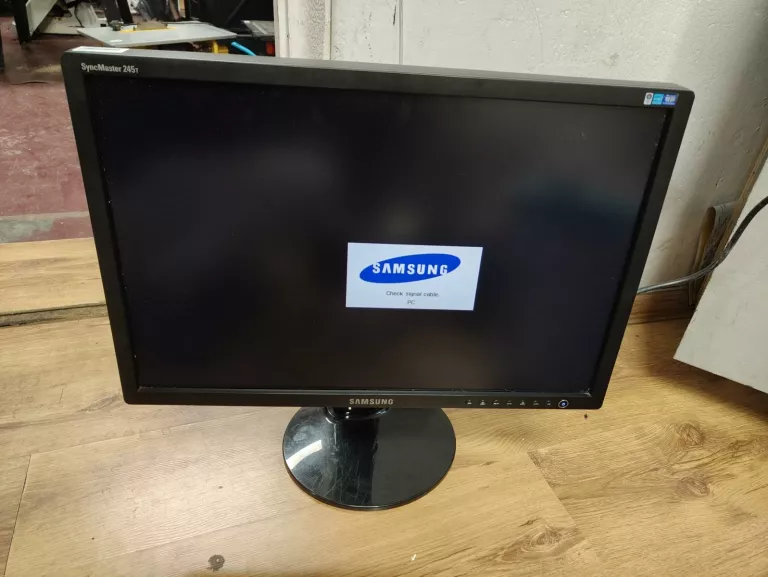 MONITOR LCD SAMSUNG 245T