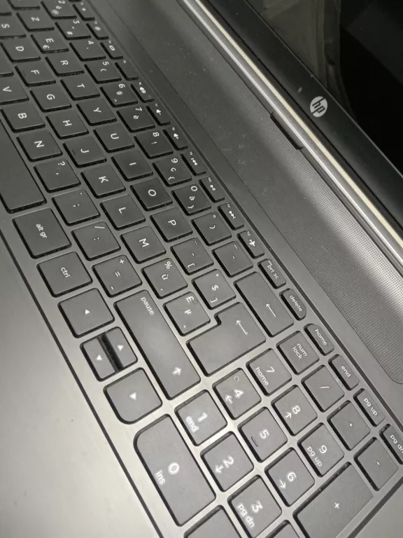 laptop-hp-pavilion-beats-audio-kod-producenta-ad1a9et