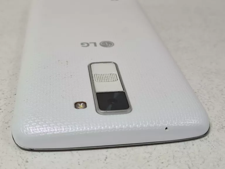 TELEFON LG K8 LTE B/N