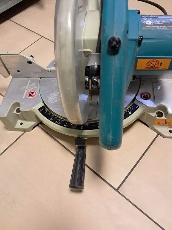 PIŁA UKOŚNICA MAKITA LS 1040