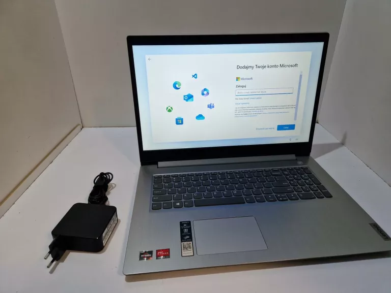 LAPTOP  LENOVO IDEAPAD 3 17ADA05 12/256 + ZASILACZ