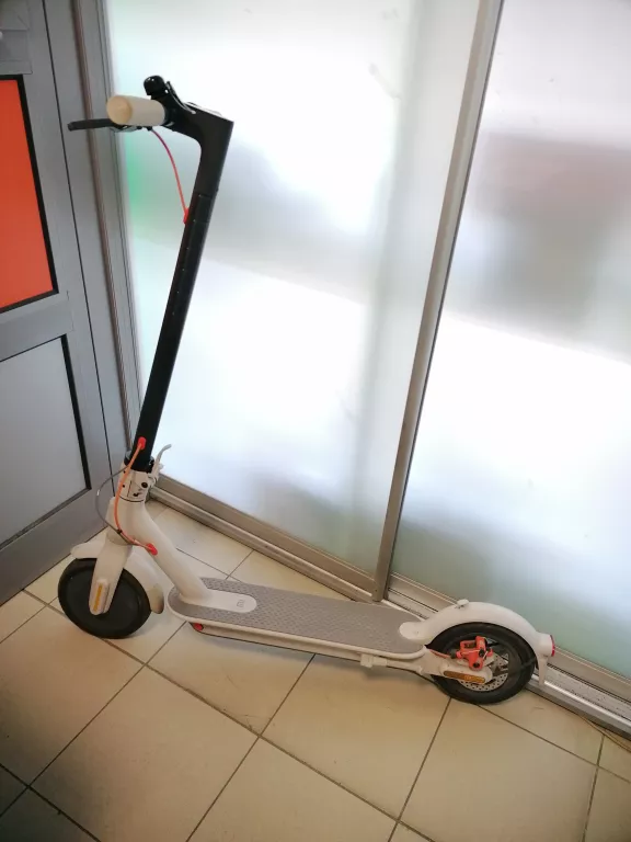 HULAJNOGA ELEKTRYCZNA XIAOMI MI ELECTRIC SCOOTER 3 /ROZOWA