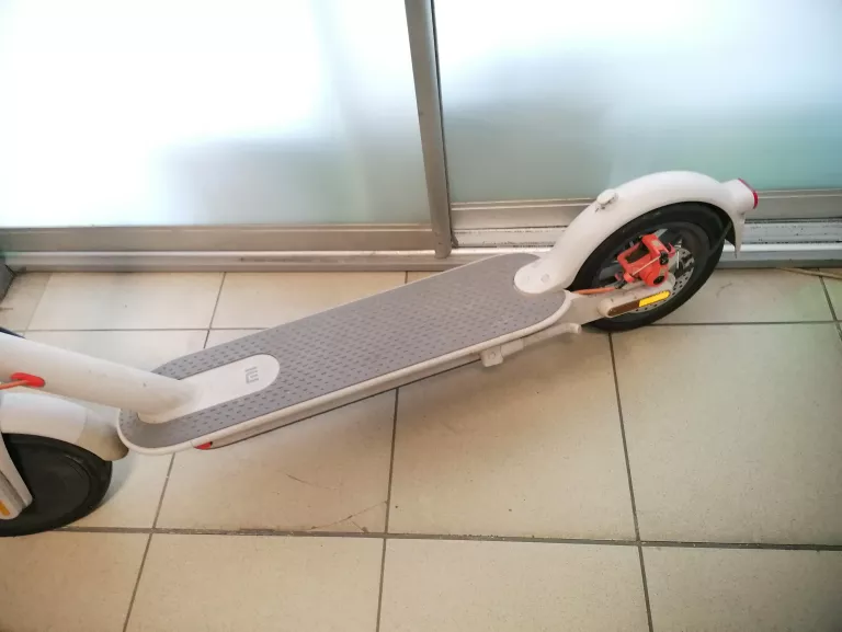 HULAJNOGA ELEKTRYCZNA XIAOMI MI ELECTRIC SCOOTER 3 /ROZOWA